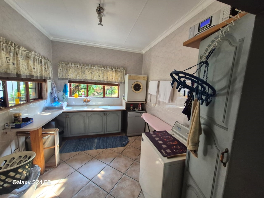 5 Bedroom Property for Sale in Cashan North West